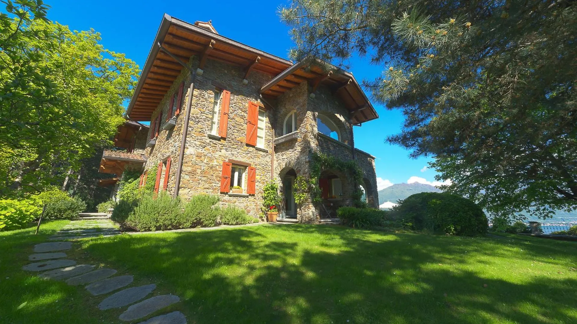 Villa Risveglio By Myvillacollection Menaggio